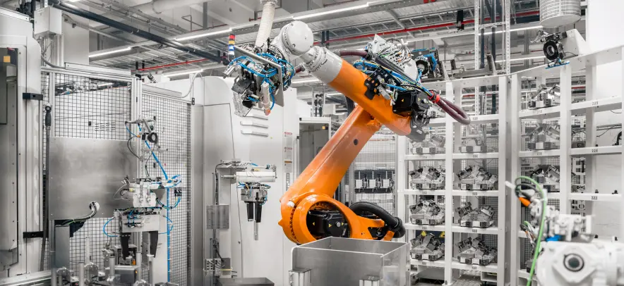 Robotic arm in a production line